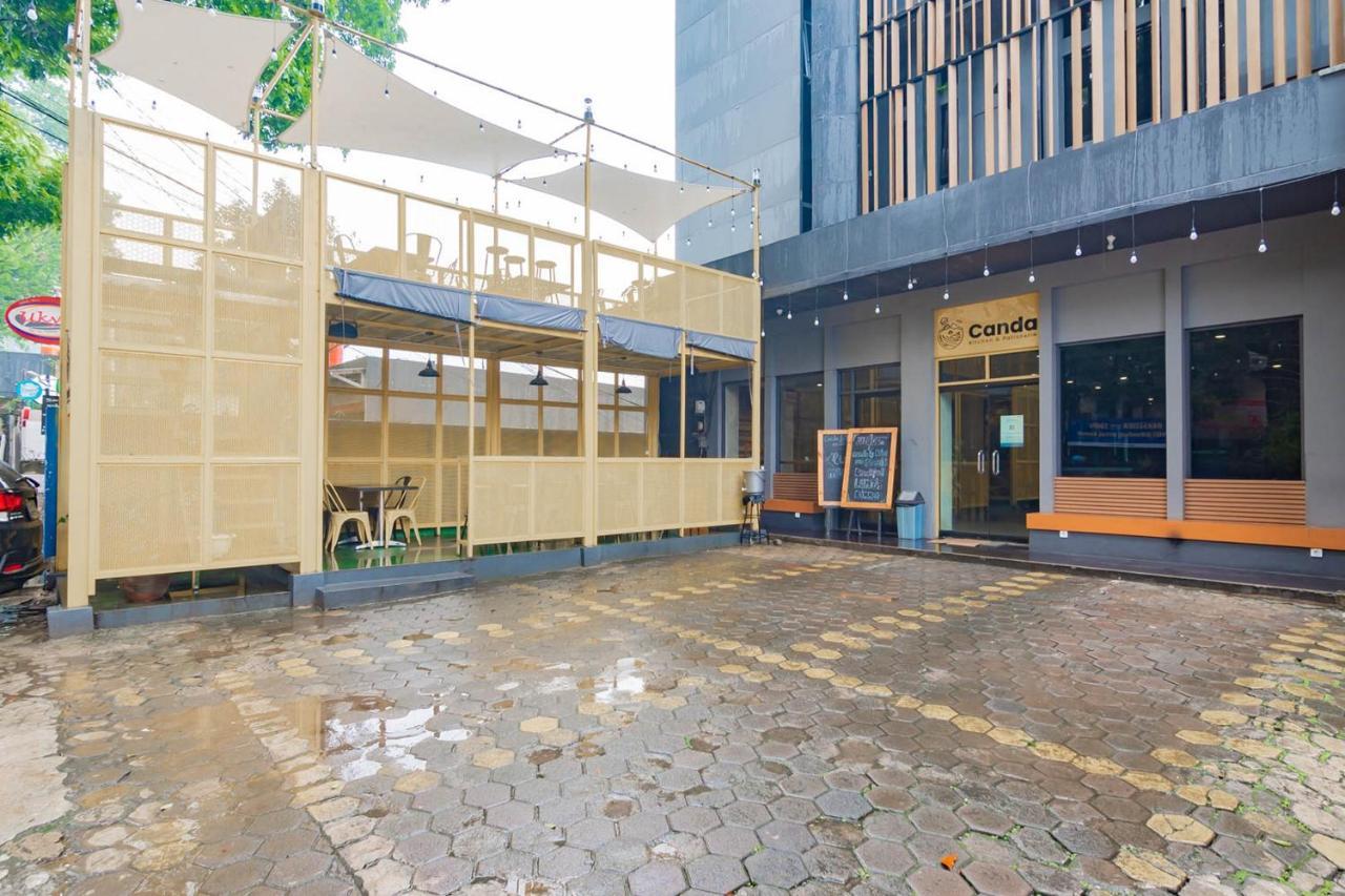Cihampelas Hotel 2 Mitra Reddoorz Bandung Exterior foto
